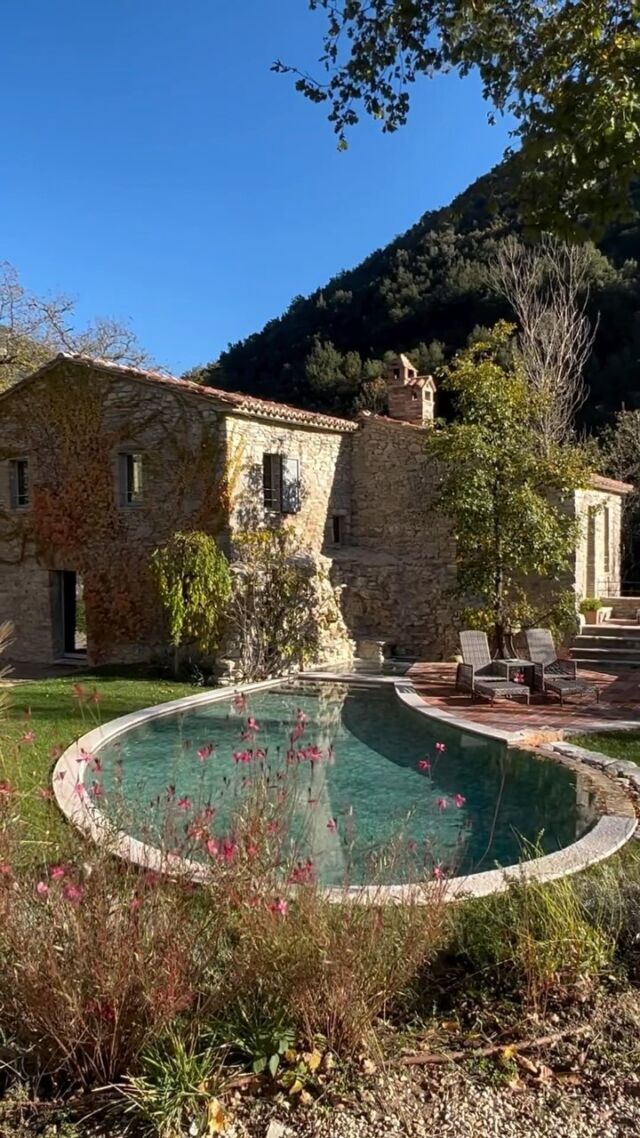 Still the most perfect pool and vacation estate 💙📸 by @tenutadimurlo