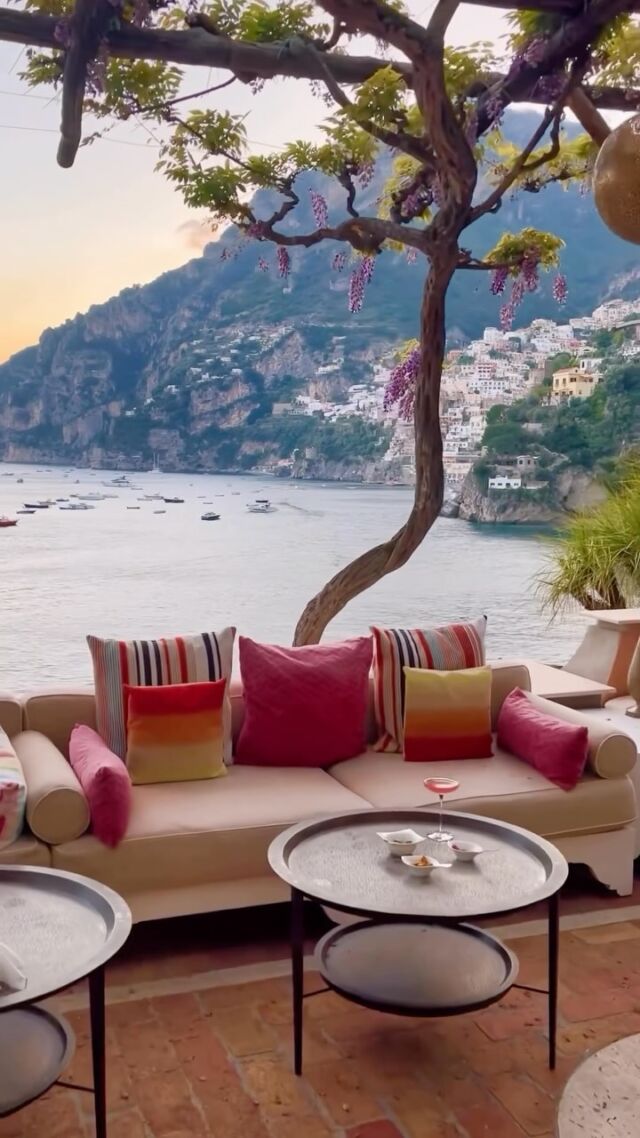 Another positano gem by 📸 @neil.travel 💙 #villatreville 
Book early! Places will be full soon for summer 2024.  #amalfi #positano #amalficoast #italia